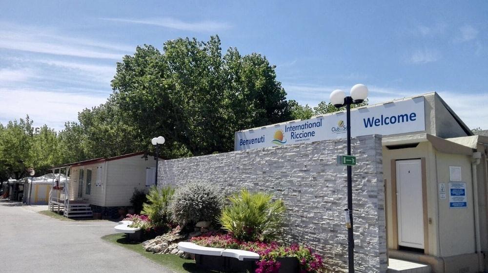 Club Del Sole Riccione Easy Camping Village Exterior photo